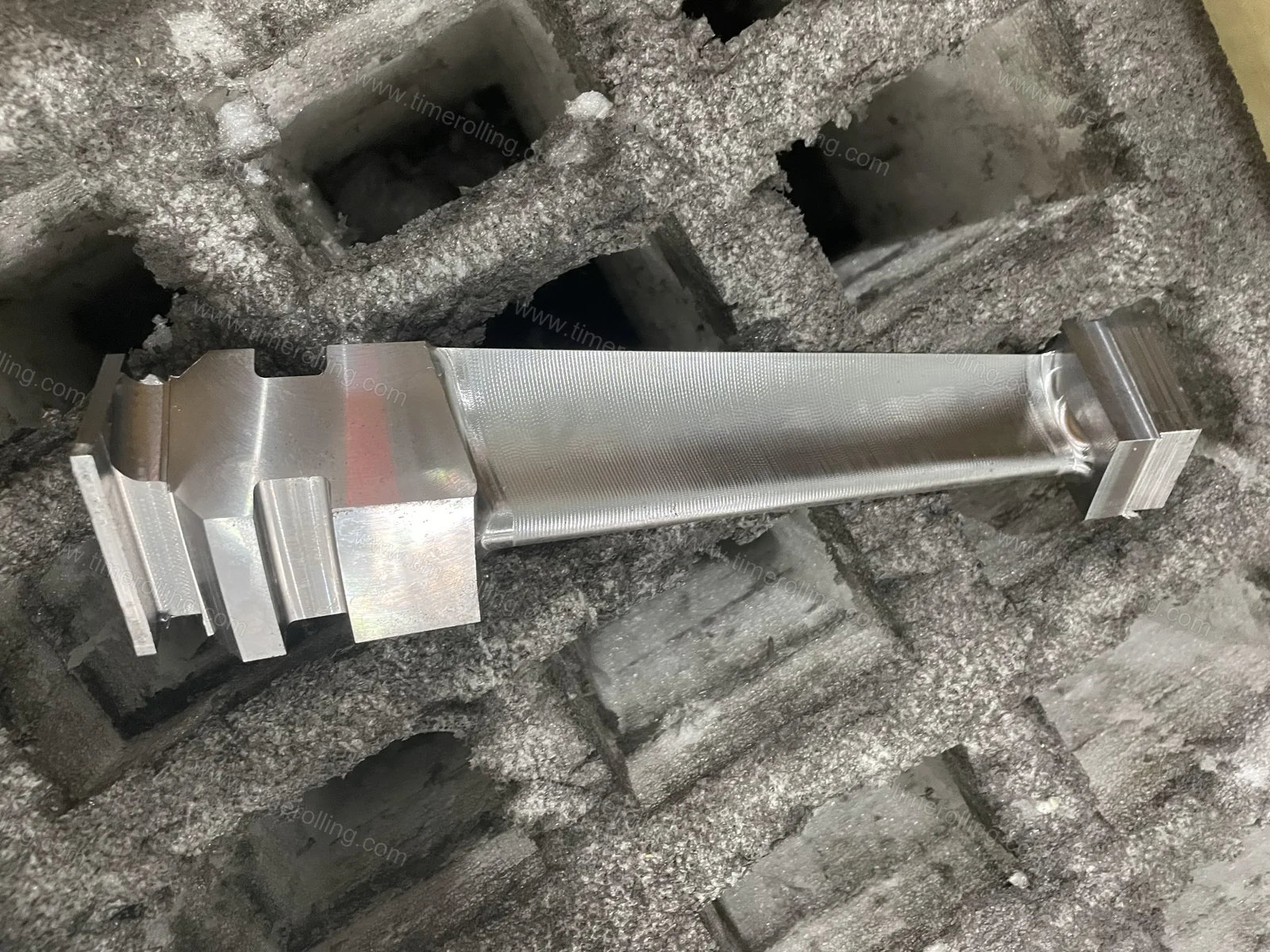 Compressor Blades & Vanes — product photograph 04